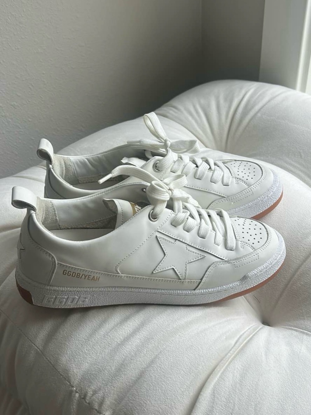 Golden Goose White Leather Star Sneakers size 39